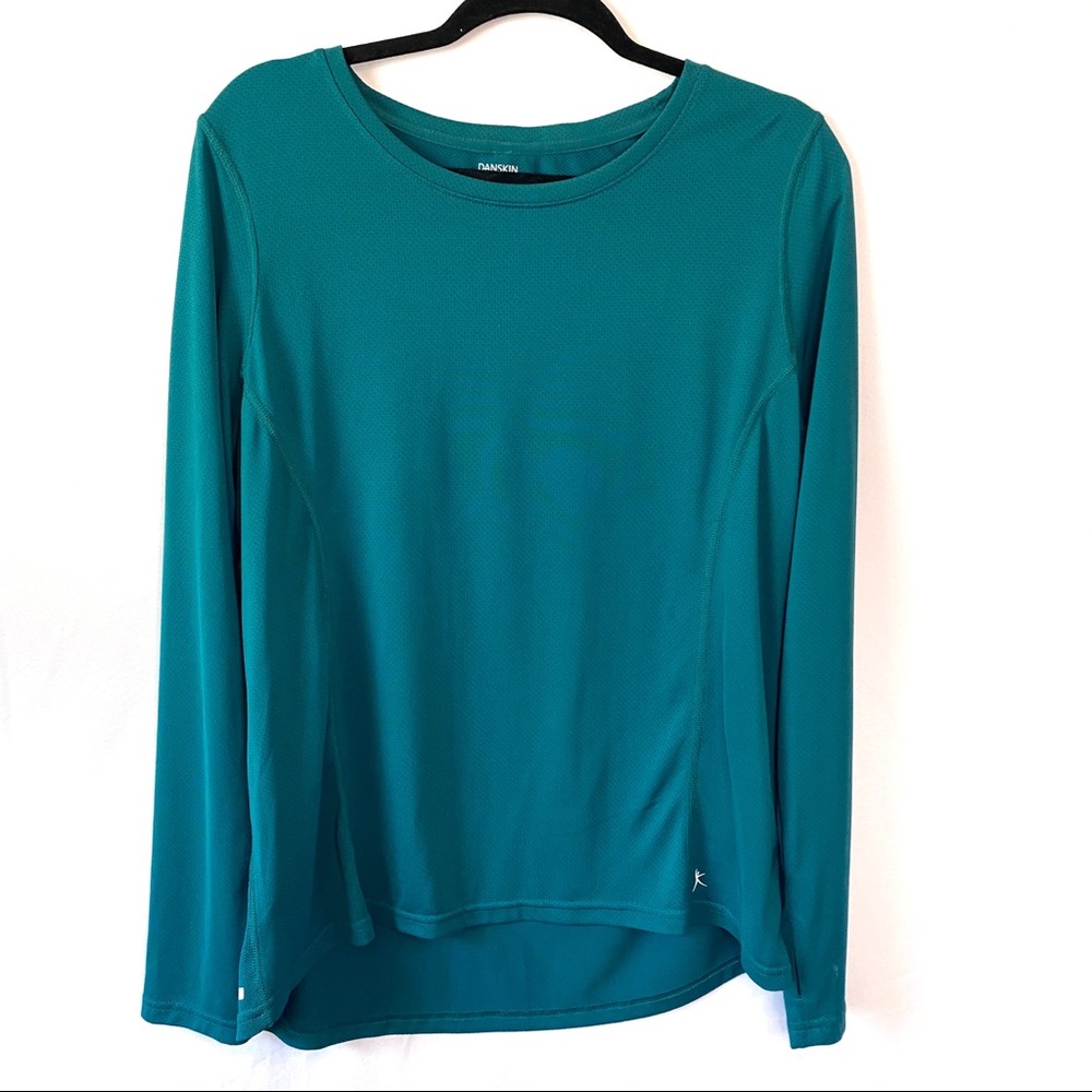 Danskin Now Activewear Long Sleeve Top in XL